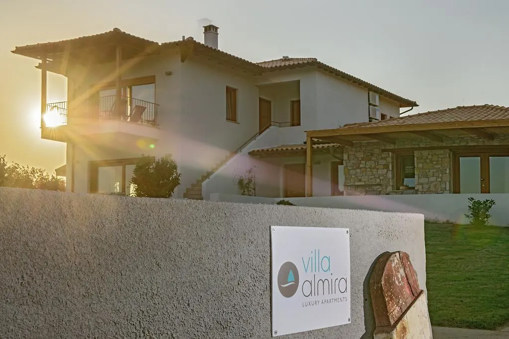 Villa Almira Luxury Apartments Uranúpoli