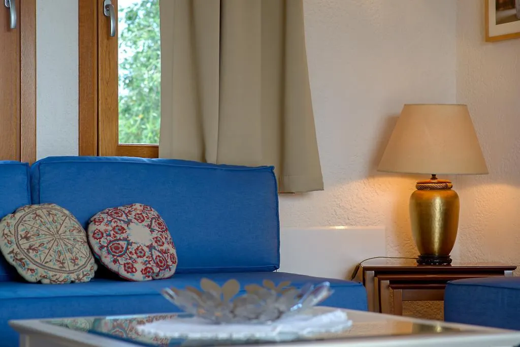 Villa Almira Luxury Apartments Uranúpoli